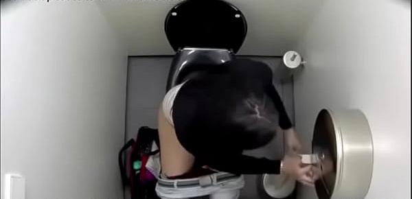  Real Hidden Camera In Toilet - Hot Lady Pissing